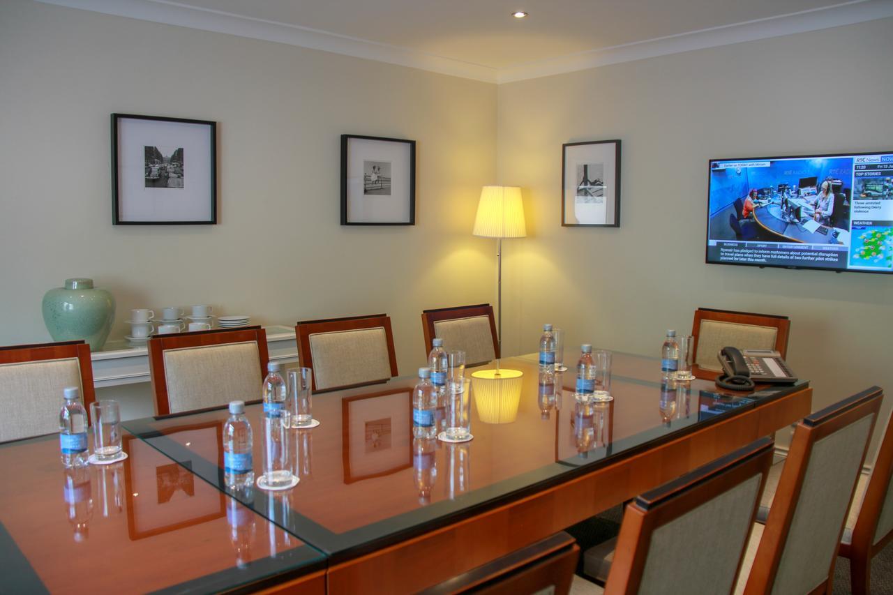 Walter Raleigh Hotel يوغال المظهر الخارجي الصورة